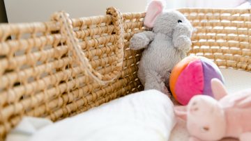 Rozwój dziecka a wybór odpowiedniego łóżka – jak dostosować meble do wieku?