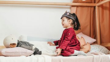 Łóżka dziecięce dla rodziców o ograniczonym budżecie – jak znaleźć trwały i bezpieczny model